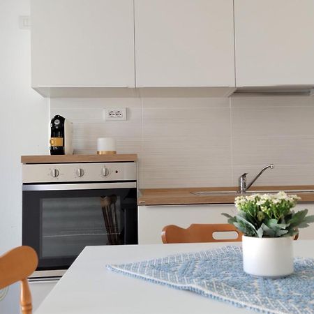 Sun Light Apartment Tortolì Екстериор снимка