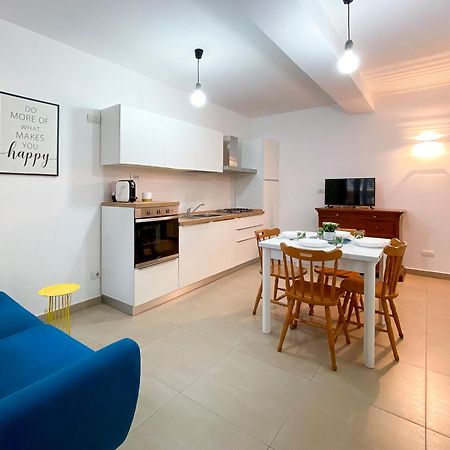 Sun Light Apartment Tortolì Екстериор снимка