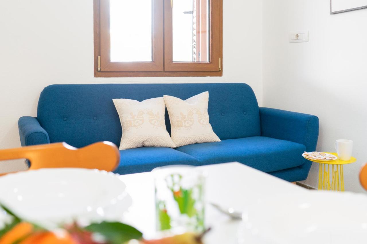 Sun Light Apartment Tortolì Екстериор снимка