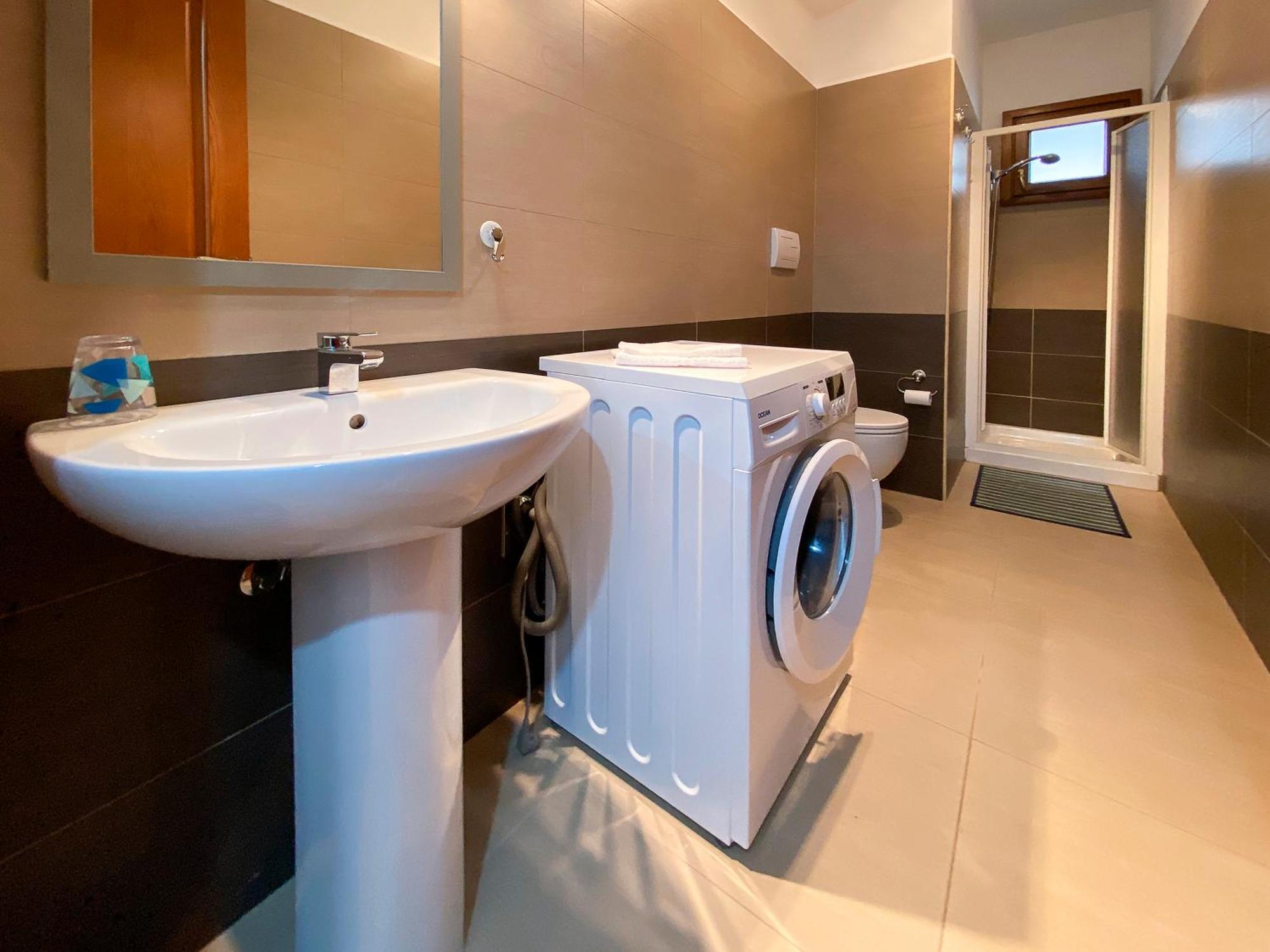 Sun Light Apartment Tortolì Екстериор снимка